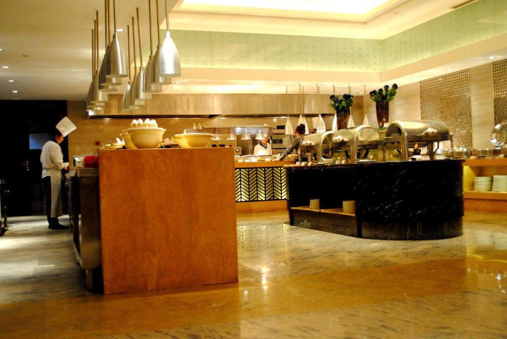 Datong Weidu International Hotel Buitenkant foto