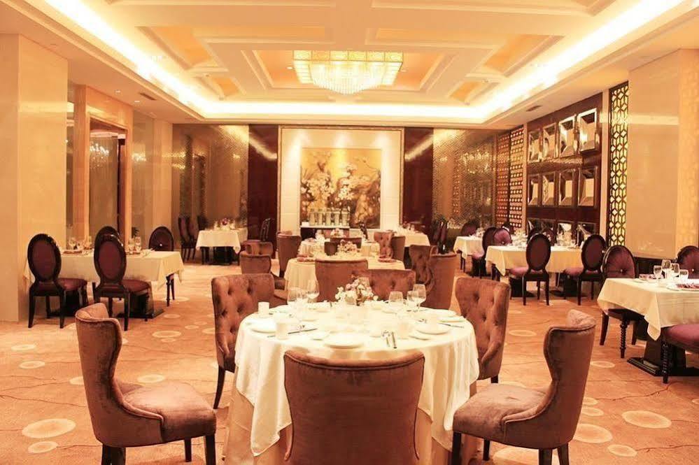 Datong Weidu International Hotel Buitenkant foto